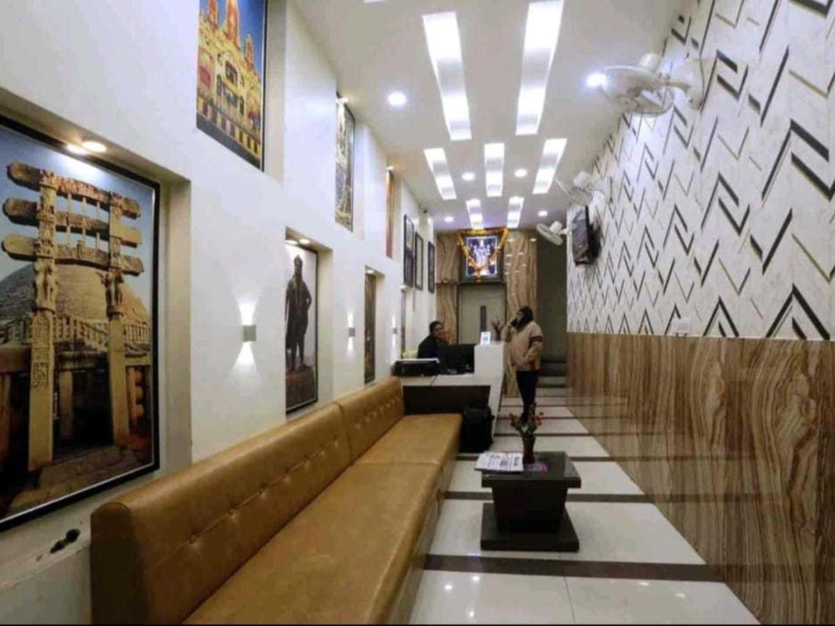 Oyo Shree Balaji Tower Bhopal Exterior photo