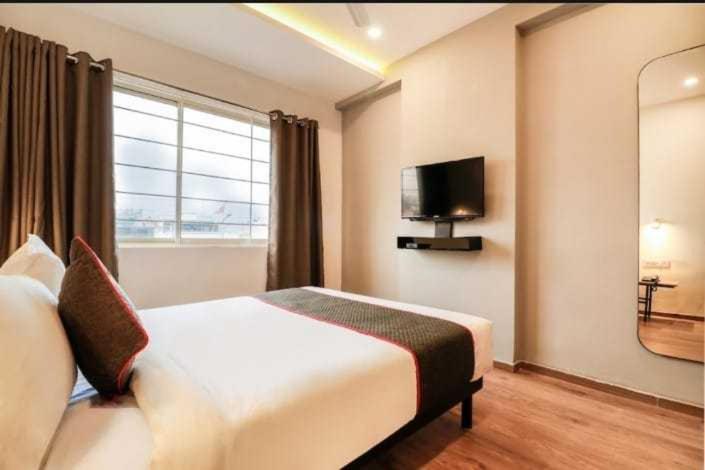 Oyo Shree Balaji Tower Bhopal Exterior photo